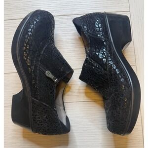 Naturalizer Black Cheetah Women's Comfort Leather‎ Work Clog W/ Mid Heel. Sz 8M